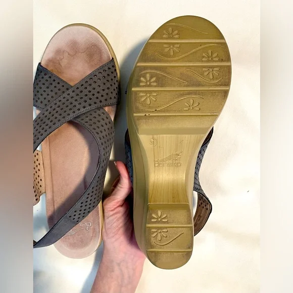 LOT OF 2 DANSKO Jacinda Nubuck & Gray Criss Cross Slingback Sandals- Wmn Sz 7.5 - Picture 12 of 13